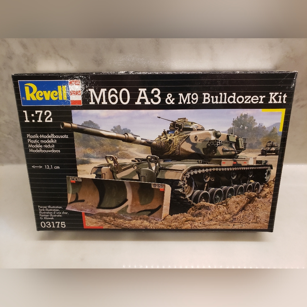 Revell M60 A3 and M9 Bulldozer Kit - Sealed box